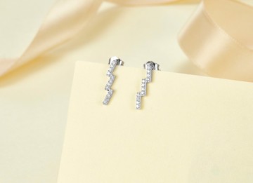 純18K金閃電造型幾何鑽石耳環耳釘 珠寶訂製 E021