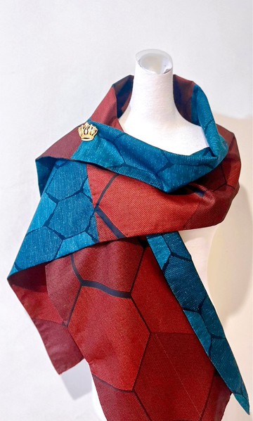 純手作日本古董布黑底紅綠撞色六角幾何龜甲紋圍巾愛心紅鑽披肩