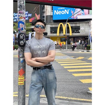 夏季索羅娜冰感棉NOBODY LOVE ME字母爆袖運動短袖