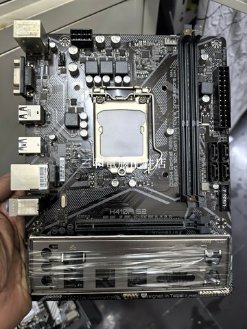 技嘉 H410M S2 主板 支援 DDR4 內存 一次點亮 無拆無修 狀態如圖【三和電腦配件店】