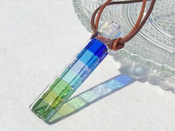 Mt. Fuji Shining 彩虹色玻璃（Rainbow [Fuji]）項鍊 [Made to order]