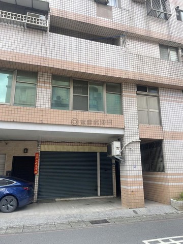 楠梓土庫家樂福近交流道好出租金鑽樓店｜高雄市楠梓區旗楠路