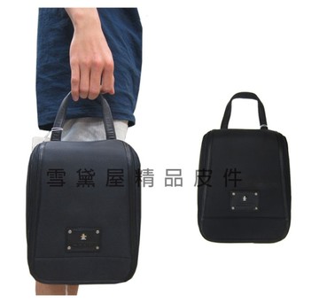 ~雪黛屋~MUNSING 手拿包多分類袋盥洗分類包U型開口設計拉鍊式主袋口隨身物品夾B026870101