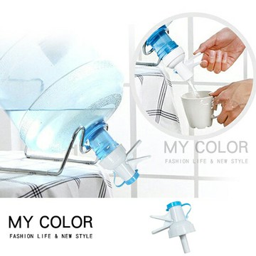 水嘴 水龍頭 螺旋口 飲水機 桶裝水龍頭 環保 桶裝水 露營 鴨嘴龍頭 台式 手壓式 飲水器 倒置 派對 台灣專用5L水桶水嘴♚MY COLOR♚【J083】