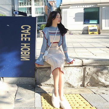 網紅秋裝高冷范成熟氣質女裝山本風法式少女茶歇長裙針織連衣裙子