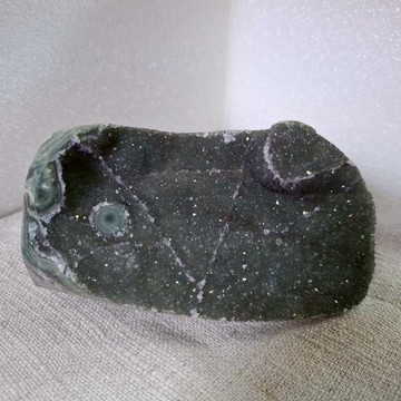 迷你水晶洞 -綠砂糖水晶/雙財眼/三角線