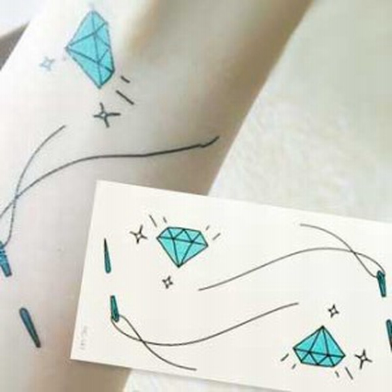 即日出荷 タトゥーシール 縫い針とダイヤ 手書き風 フェイクタトゥー タトゥーステッカー ハロウィン フェイクアート 通販 Lineポイント最大1 0 Get Lineショッピング