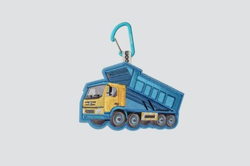 負重遠行-砂石車