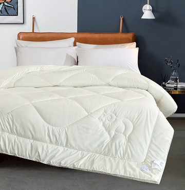 立體邊50%羊毛+50%聚酯纖維填充被芯 防羽布面料