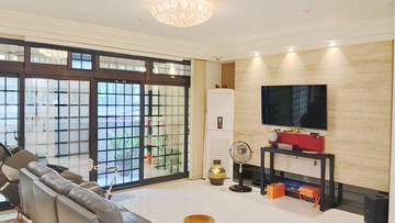 (娜)衛武營/鳳新學區/自地自建/面寬電梯豪邸｜高雄市鳳山區新強路