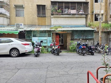 衛武營瑞隆武慶商圈大面寬可改雙車一樓公寓(阿香)｜高雄市鳳山區武慶二路