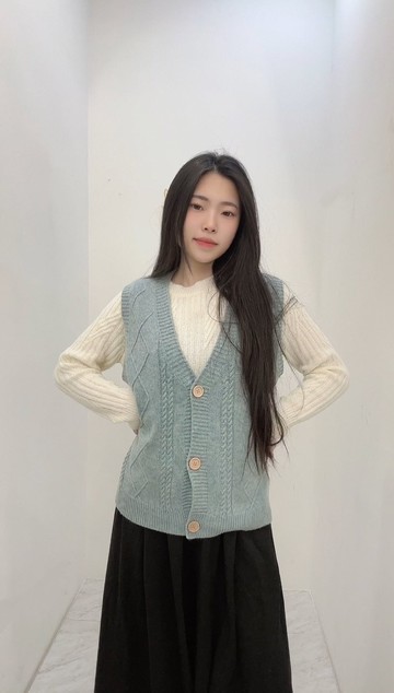 VENUS MIT V領麻花針織背心