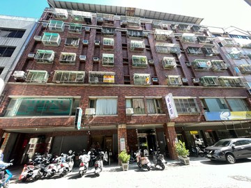 翠玉園美麗島信義雙捷運站翻有裝修精美大套房+平車｜高雄市新興區復橫一路