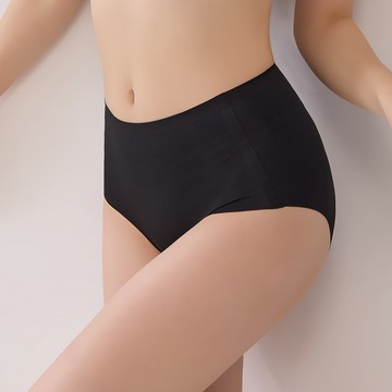 內褲 裸感美型(M-XXL) 舒適無痕內褲_黑色