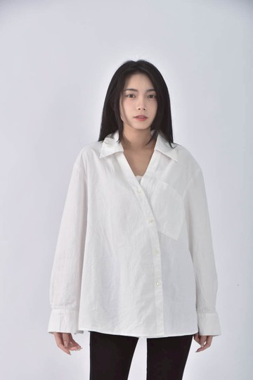 (XL) morethan yesterday質感V領白色長袖上衣