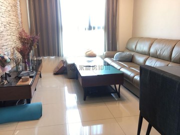 桂林國小輕屋齡亮麗大2房平車｜高雄市小港區桂誠街