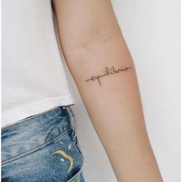 「內心的平衡」 equilibrium 紋身貼紙 微刺青 輕紋身 少女 小紅書同款 紋身貼 打卡 超美 網美 文字草寫