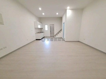 捷運五塊厝站武廟商圈社區型公寓一樓｜高雄市苓雅區福安路