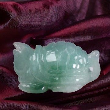 【吉祥‧長壽】冰綠飄花翡翠烏龜擺飾 | 天然緬甸翡翠A貨 | 送禮