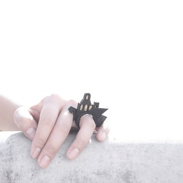 皮革手織戒指-Cairo 100% handmade leather mix with yarn Ring