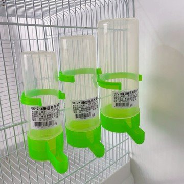 香濃❤鳥用水筒飲水器 台灣製 鳥用水杯食杯喝水 三種尺寸