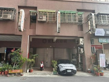 【瑞隆商圈】店住合一◎黃金店面1+2樓｜高雄市前鎮區瑞華街