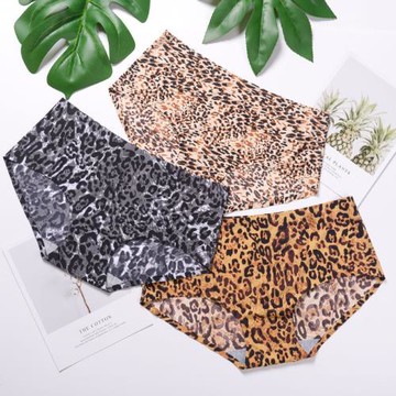 速賣通亞馬遜性感冰絲一片式無痕豹紋內褲女士中腰大碼三角褲頭