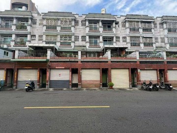 楠梓土庫商圈｜正街雙車透天｜5房大空間 ｜高雄市楠梓區安泰街