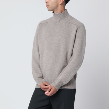 Greige cashmere turtleneck sweater