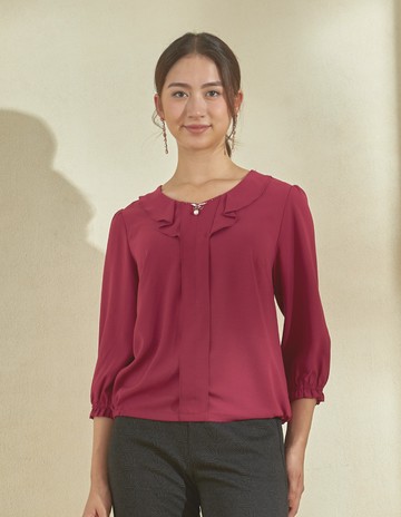 ★【喜芝梅】法式典雅 荷葉邊設計感珍珠吊墜裝飾七分袖上衣(桃色；M-2L) 224080101