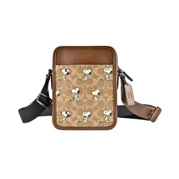 [平輸版] 【COACH】X PEANUTS史努比圖印C Logo PVC拼接素面皮革方型小款斜背男包 真品平輸