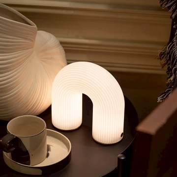 丹麥 Ferm Living VUELTA 無線桌燈