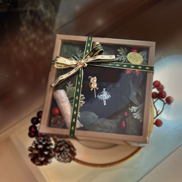 聖誕禮盒/珍珠彩繪 小猴髮夾 跳舞娃娃證章 胸針 髮飾 禮物 聖誕