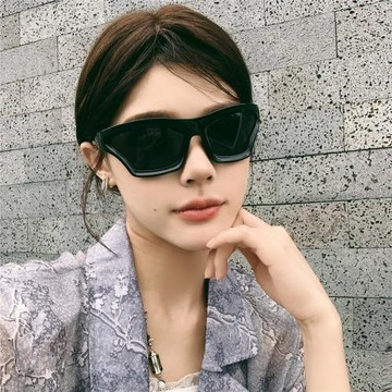 新款個性框型貓眼太陽鏡女時尚黑色ins墨鏡跨境外貿款街拍眼鏡