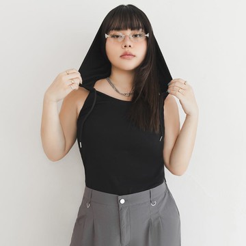 性感大U領露背連帽背心 MUA! 中大尺碼上衣