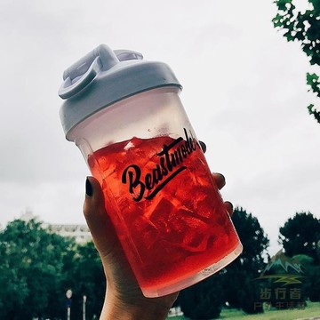 蛋白粉搖搖杯健身杯子男女便攜運動水杯刻度