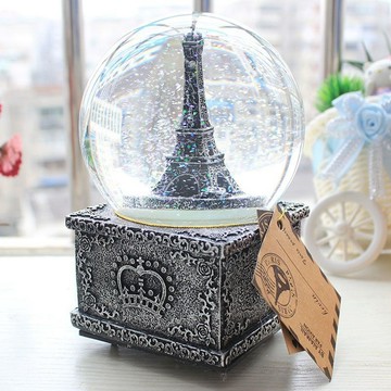 ✨免運可開發票#毕业季 创意 水晶球 小夜灯 发光 桌面摆件 高档 生日礼物 女生送闺蜜 儿童畢業小禮品埃菲爾鐵塔水晶球