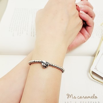 焦糖小姐-Ms-caramelo-925銀鍍K白 愛心手鍊(LOVE 字母 愛心手鍊)