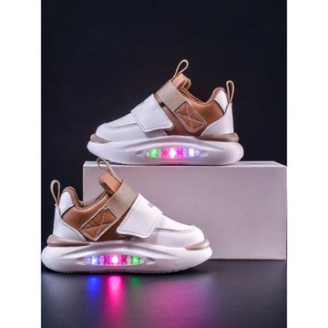 男女童亮燈板鞋春秋新款兒童運動鞋中小童休閑軟底閃光燈跑步鞋潮