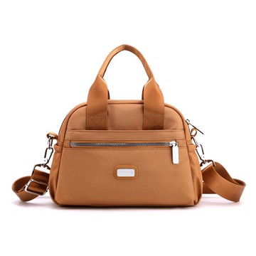 【I.Dear】時尚素面尼龍防潑水手提肩背波士頓包斜背包(BG153焦糖)