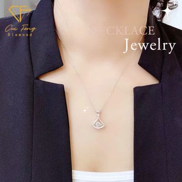 【CF鑽飾】項鍊 莫桑鑽《靈動裙擺》鑽石項墜 情人禮物 生日送禮 飾品 求婚 告白