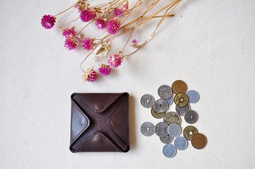 四方多開口皮革零錢包-焦茶