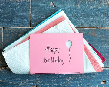 餐巾架分配器生日快樂 // 全球免費送貨 //