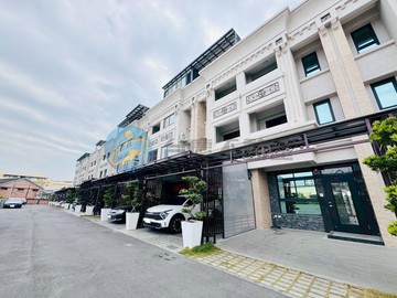 皇家晶典23 | 愛蓮說 | 傳統格局車墅-透天｜高雄市阿蓮區忠孝路