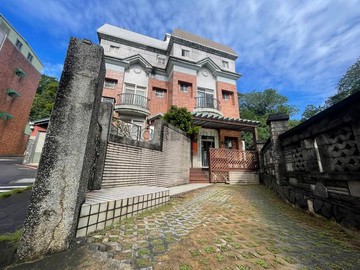 竹北華城大地坪美裝社區透天｜新竹縣竹北市鳳岡路一段