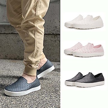 【PONY】男女 防水 水鞋  時尚洞洞鞋 雨鞋  拖鞋 -三色 (SODA)