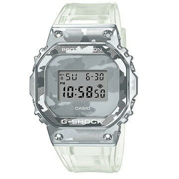 CASIO卡西歐G-SHOCK GM-5600SCM-1 簡約時尚冰酷迷彩設計風格配件49.7mm｜樂天領券現折★全館特惠中★指定刷卡回饋10%