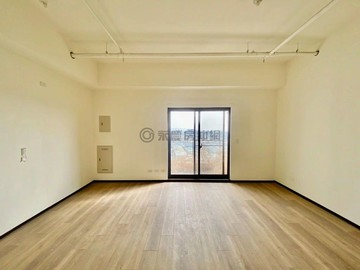 【德鼎國際森活】樹孝商圈全景視野樓中樓帝王戶雙平車｜台中市太平區中山路三段