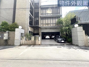 鳳山華鳳特區高級豪宅乙工電梯廠辦｜高雄市鳳山區文龍東路