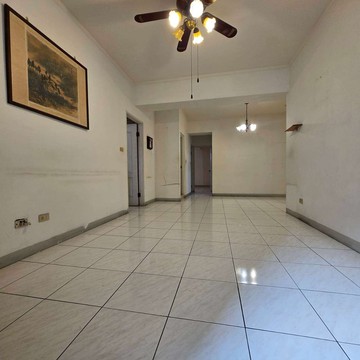 均~專約~自由黃昏市場.捷運生態園區站.大三房平車｜高雄市左營區子華路